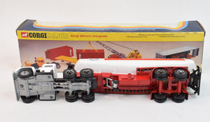 Corgi toys 1152 Mack Tank Truck 'ESSO' Virtually Mint/Boxed