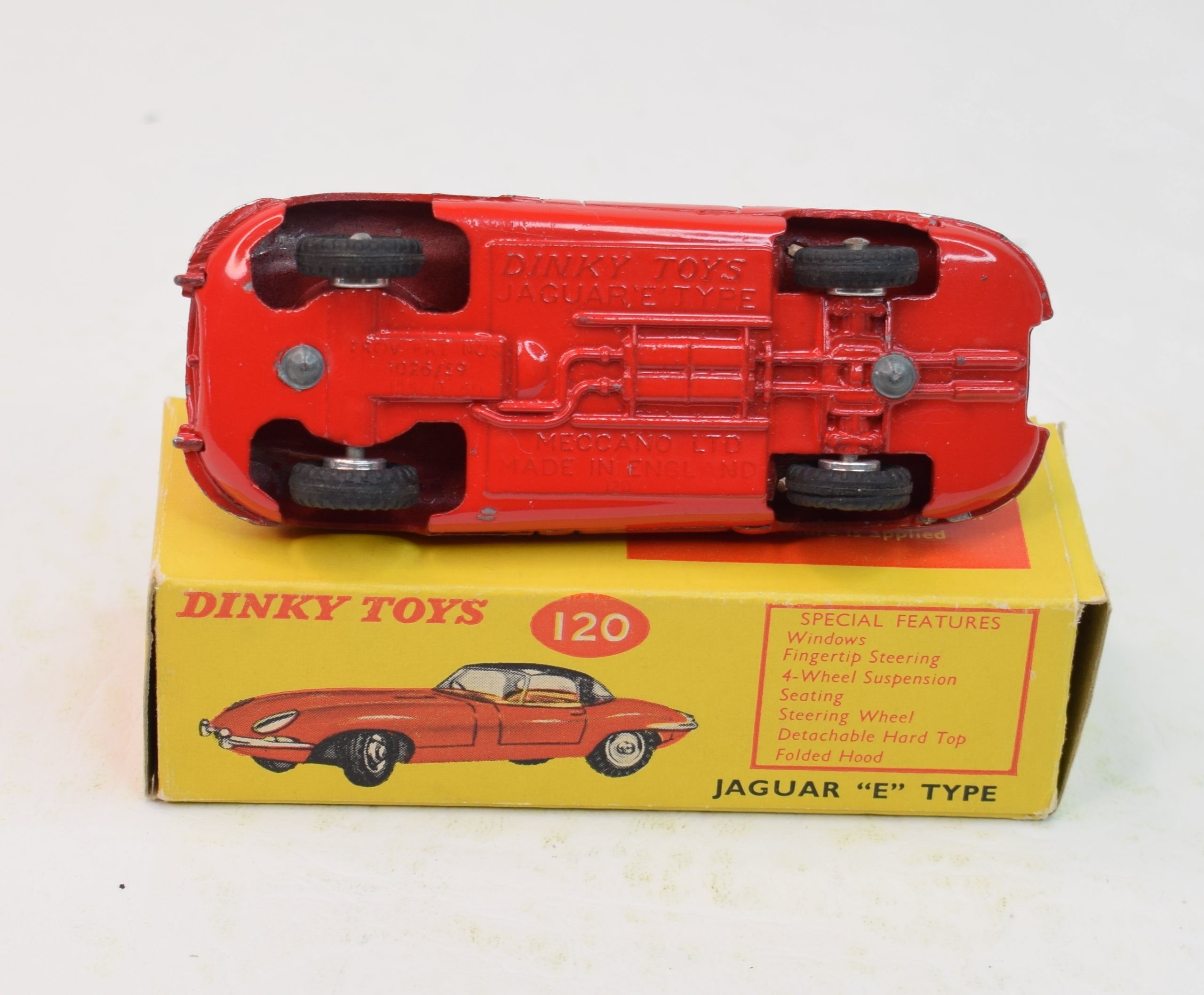 Dinky toy 120 Jaguar e-type Very Near Mint/Boxed (Grey roof 