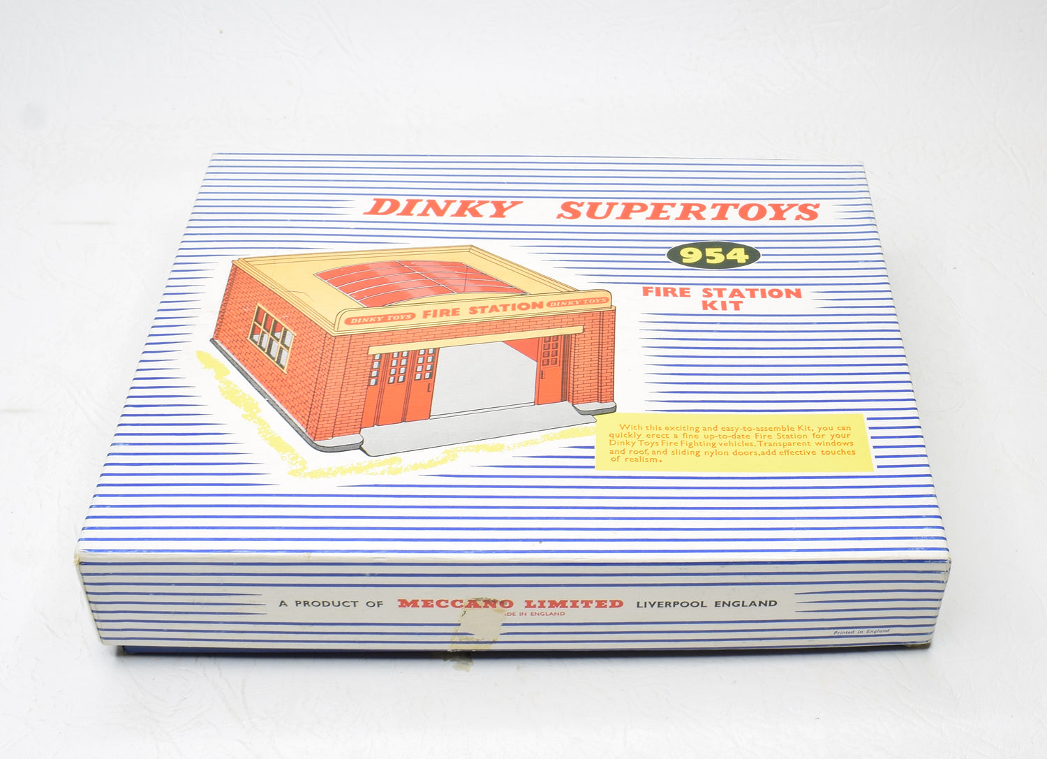 Dinky toys 954 Fire Station kit Virtually Mint/Boxed 'Wickham' Collection