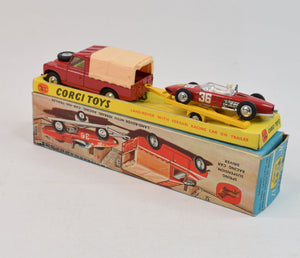 Corgi Toy Gift set 17 Land-Rover with Ferrari Very Near Mint/Boxed