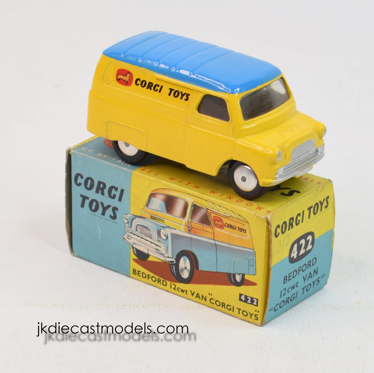 Corgi Toys 422 Bedford Van 'Corgi Toys' Virtually Mint /Nice box