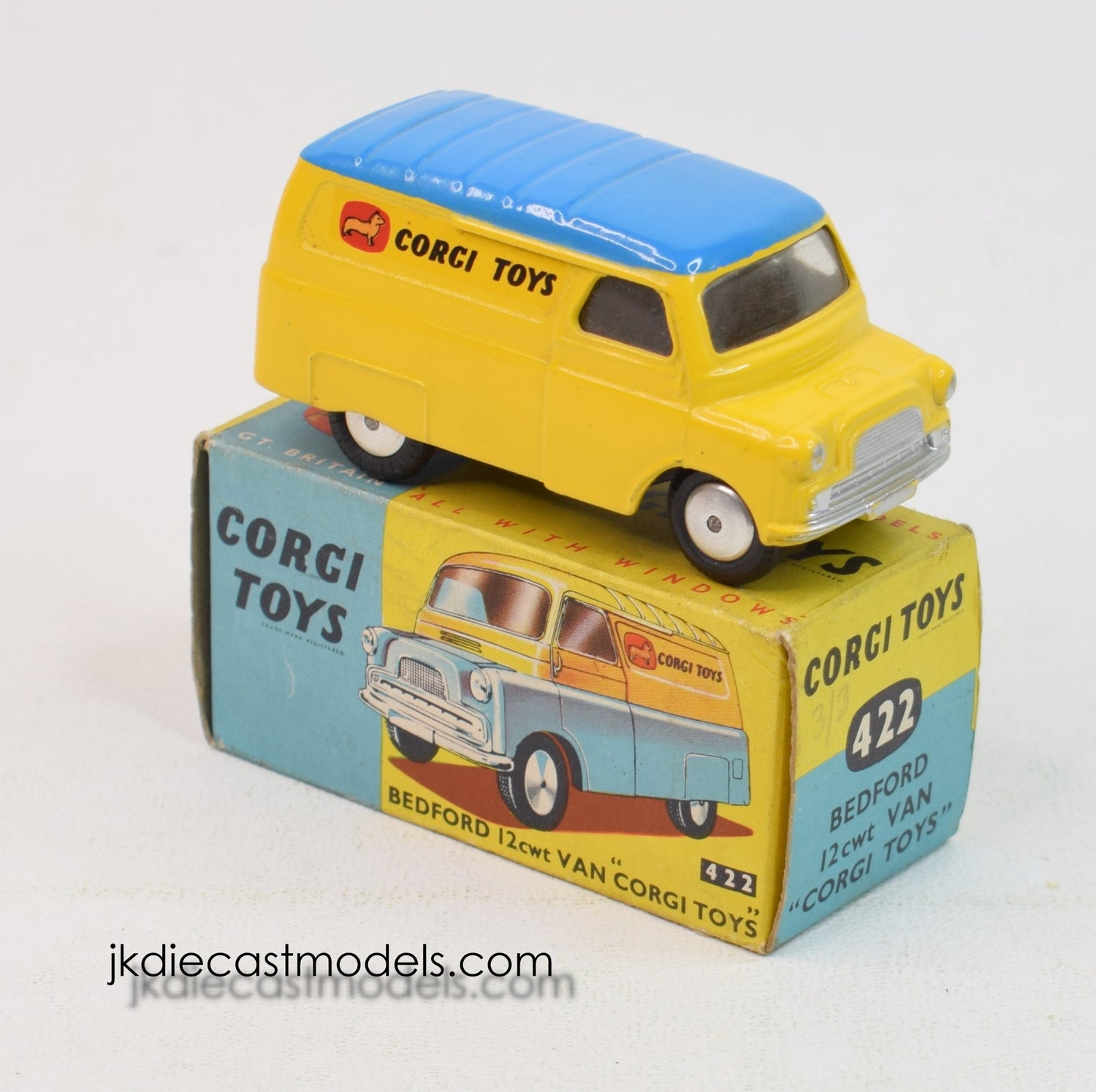 Corgi Toys 422 Bedford Van 'Corgi Toys' Virtually Mint /Nice box