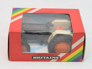 Britain's 9420 Farm Tractor  (Old Shop Stock)