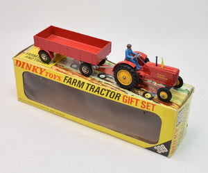 Dinky toys 399 Farm Tractor Gift set Virtually Mint/Boxed