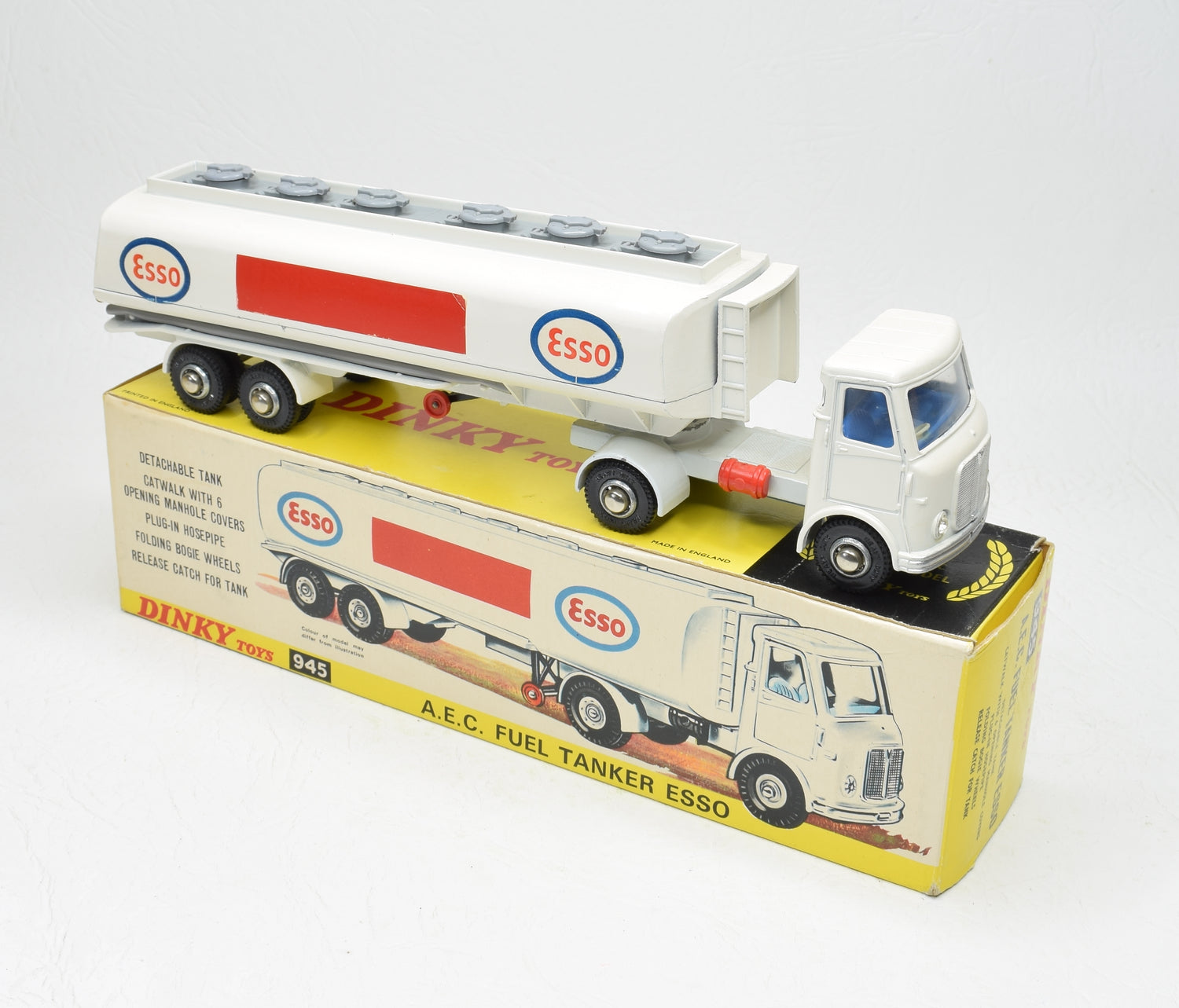Dinky Toys 945 A.E.C 'Esso' Tanker Very Near Mint/Boxed