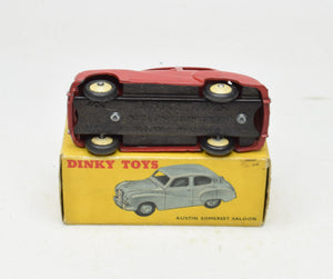 Dinky Toys 40J/161 Austin Somerset Very Near Mint/Boxed 'Valencia' Collection