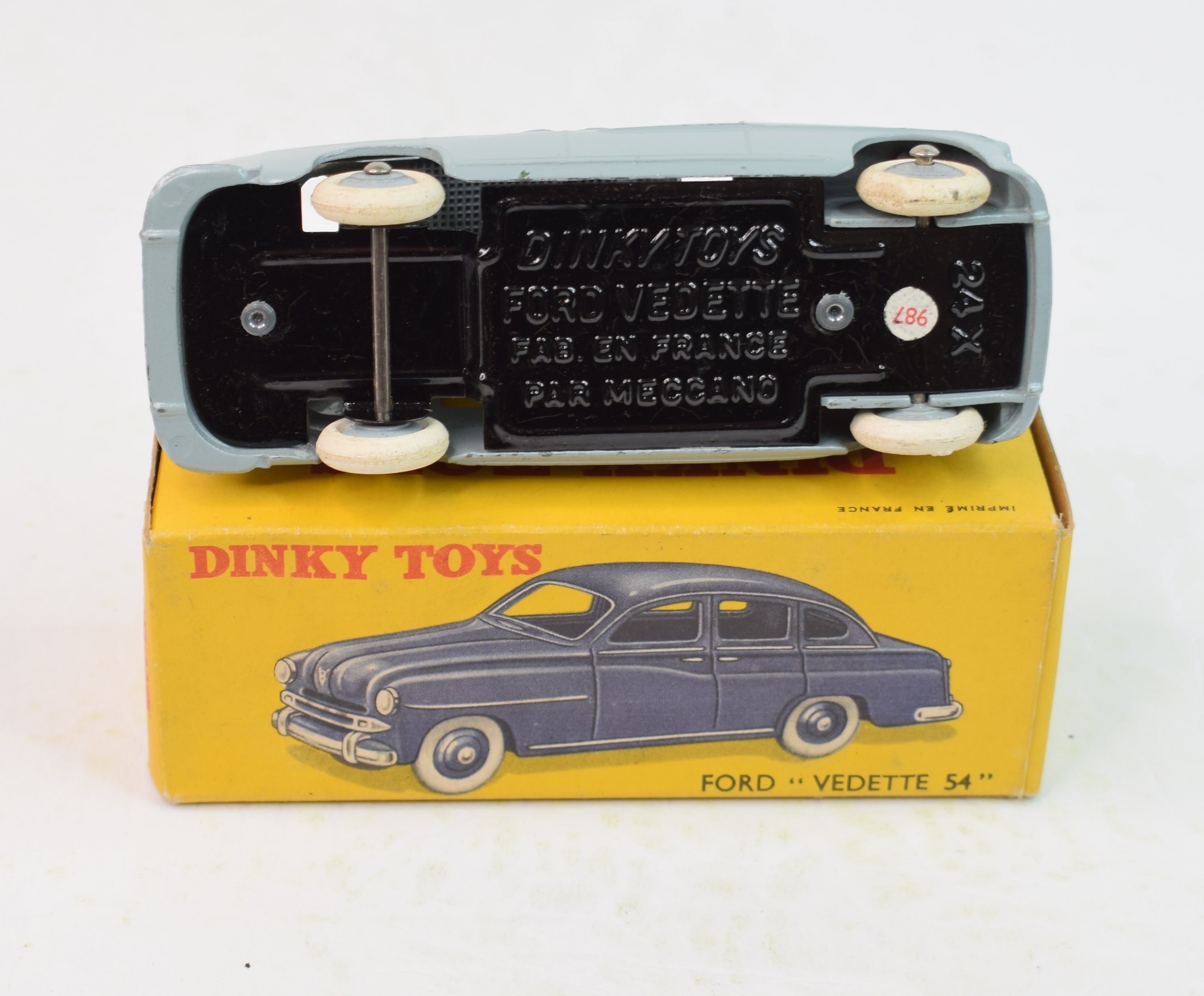 Dinky Toys Ford Vedette bleu 24X - Collection Dinky Toys Ford Vedette bleu 24X - Collection