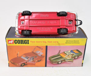 Corgi toys 286 Jaguar XJ12C Virtually Mint/Boxed 'Beech House' Collection