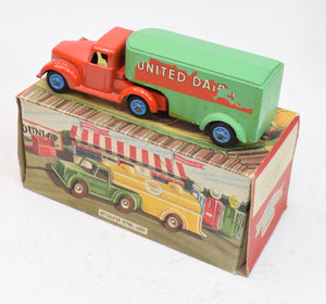 Benbros Qualitoy Articulated Removal van Very Near Mint/Boxed The 'Heritage' Collection