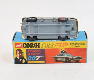 Corgi Toys 270 James Bond DB5 Mint/Nice box The 'Harrier' Collection