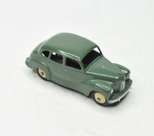 Dinky Toys 152 Austin Devon Virtually Mint 'Carlton' Collection