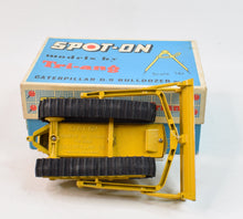 Spot-on 116 Caterpillar D.9 Virtually Mint/Nice box (1st issue)