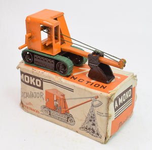Moko Excavator with rubber tracks Very Near Mint/Boxed