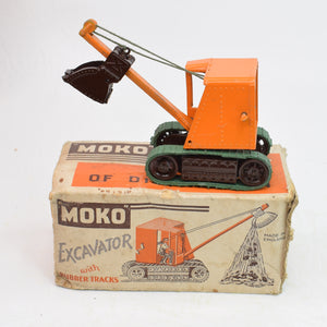 Moko Excavator with rubber tracks Very Near Mint/Boxed
