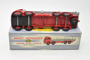 Dinky Toys 905 Very Near Mint/boxed (Plastic Hubs)