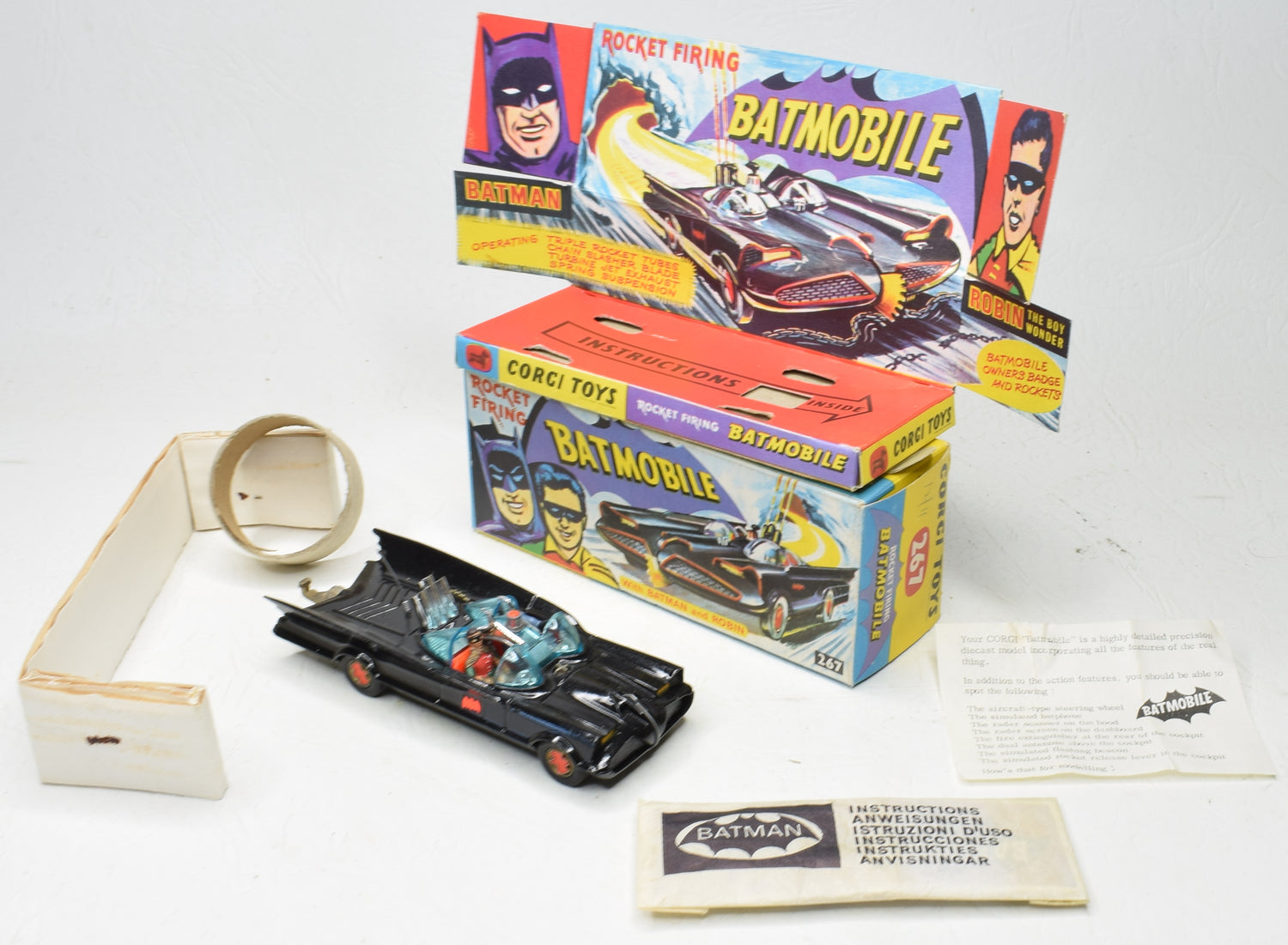 Corgi toys 267 Batmobile Virtually Mint/Boxed (2nd issue without door casting line)