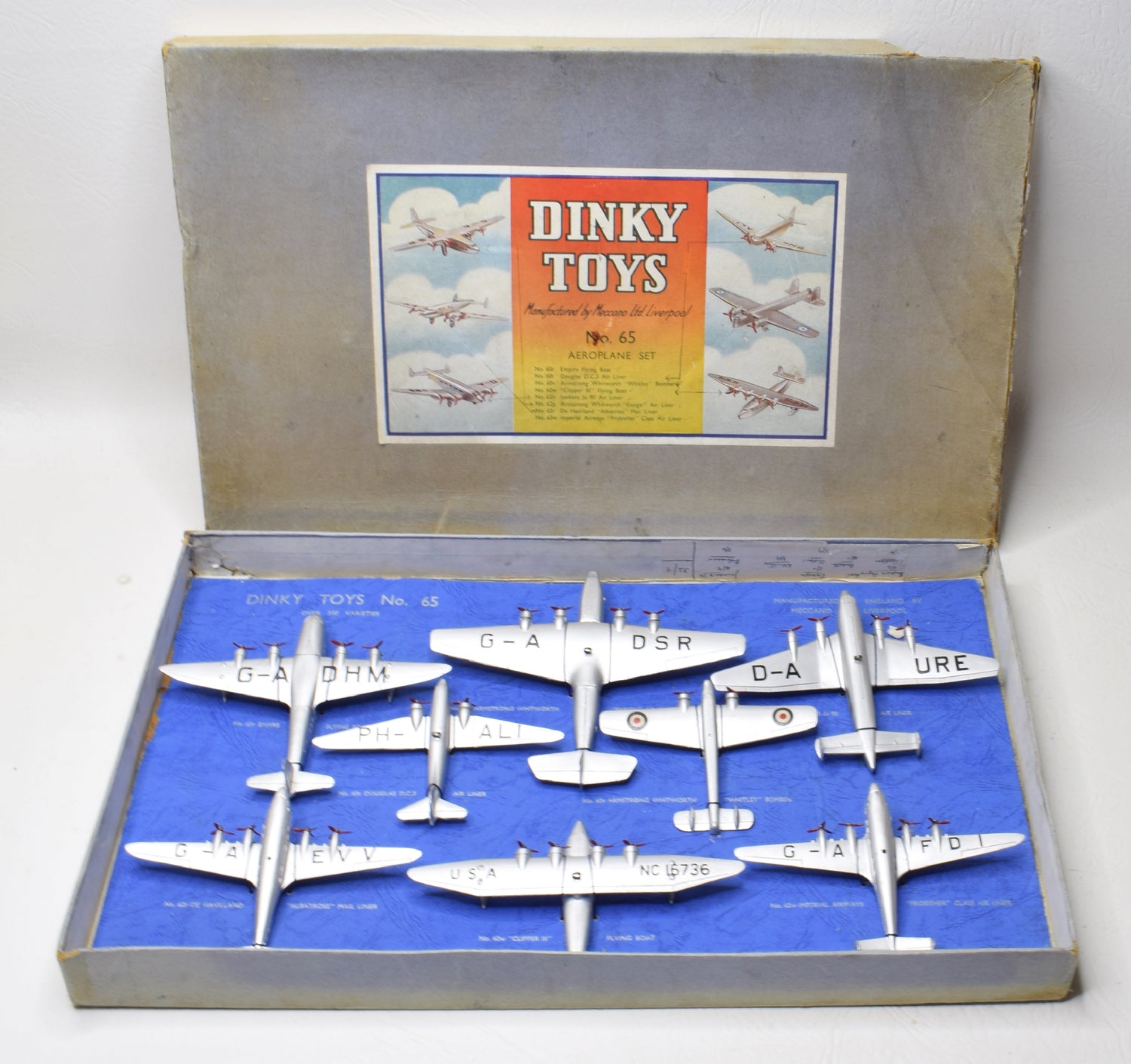 Dinky toys Gift set 65 Aeroplane Set Very Near Mint/Boxed