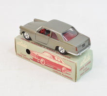 Solido 121 Lancia Flaminia Virtually Mint/Boxed (DT)