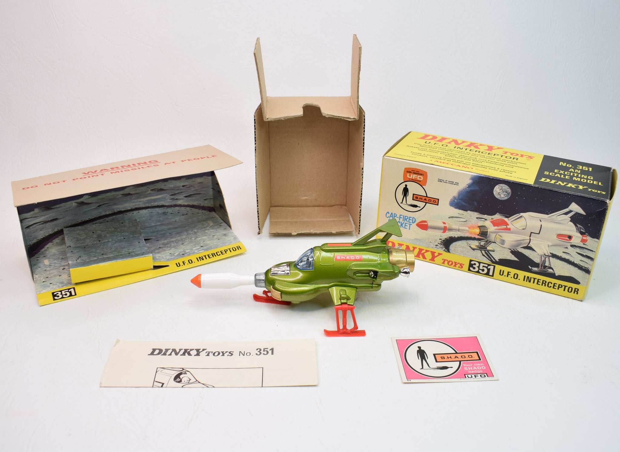 Dinky 351 UFO Interceptor 1978 Space 1999 S.H.A.D.O. with Blue Dinky 351 UFO Interceptor 1978 Space 1999 S.H.A.D.O. with Blue