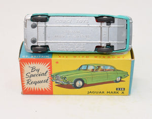 Corgi toys 238 Mark X Jaguar Very Near Mint/Boxed (Sea green)