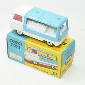 Corgi toys 466 Commer Milk float Virtually Mint/Boxed