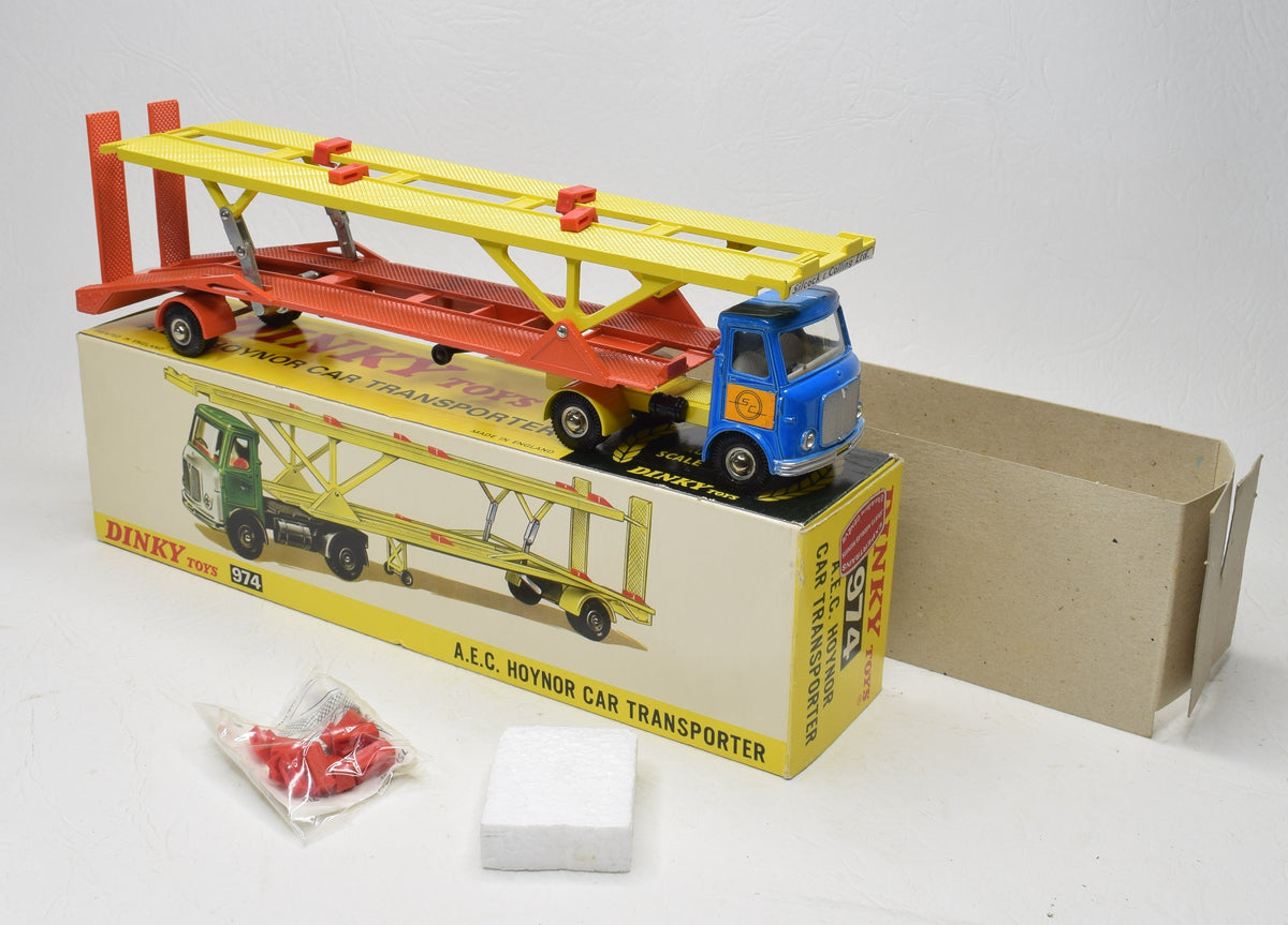Dinky toy 974 A.E.C Hoyner Virtually Mint/Boxed