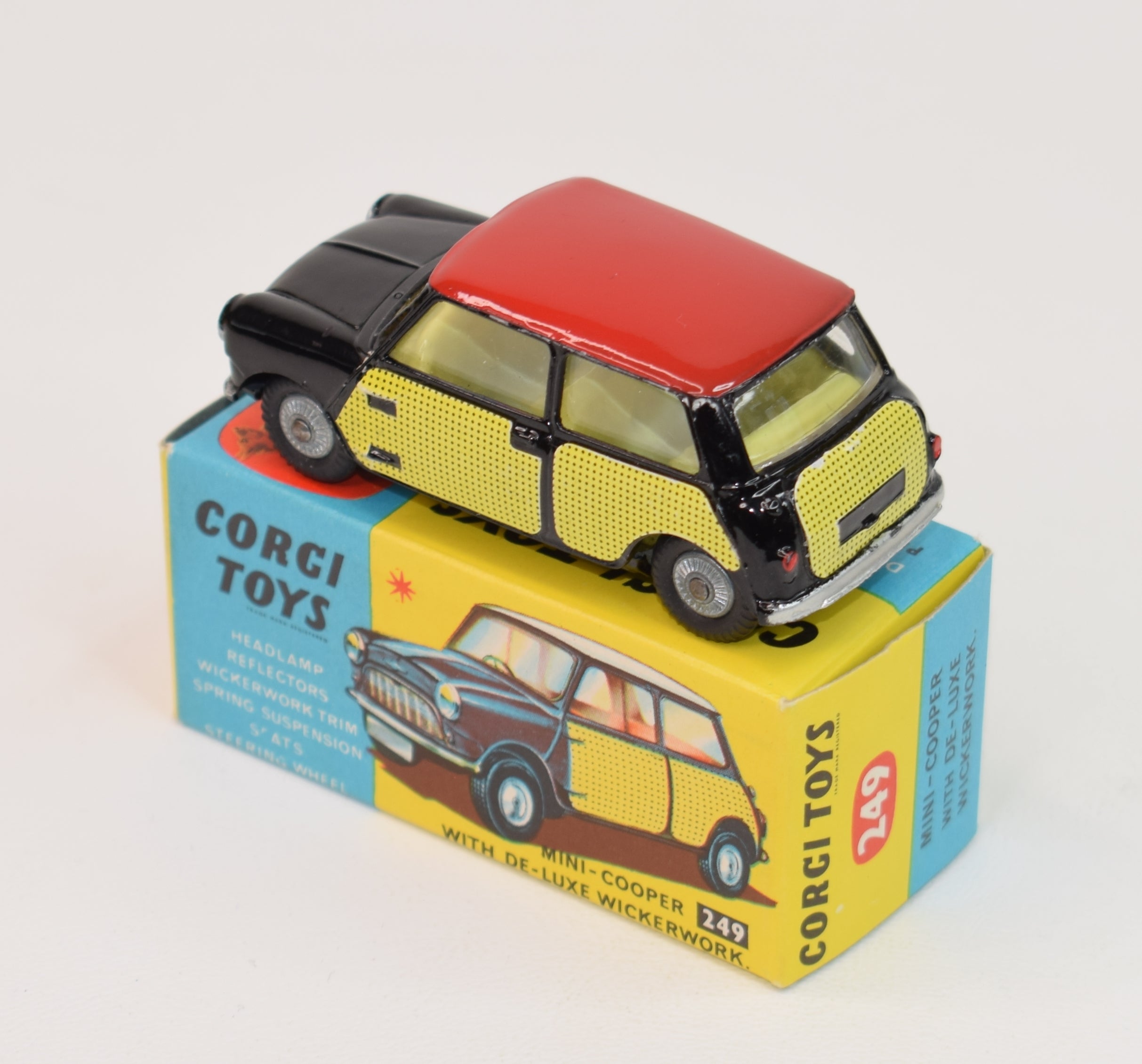 Corgi toys 249 Mini-Cooper Wickerwork (Unsold shop stock quality