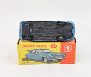 Dinky Toys 142 Jaguar Mark X Virtually Mint/Boxed (Rare graphite grey baseplate)