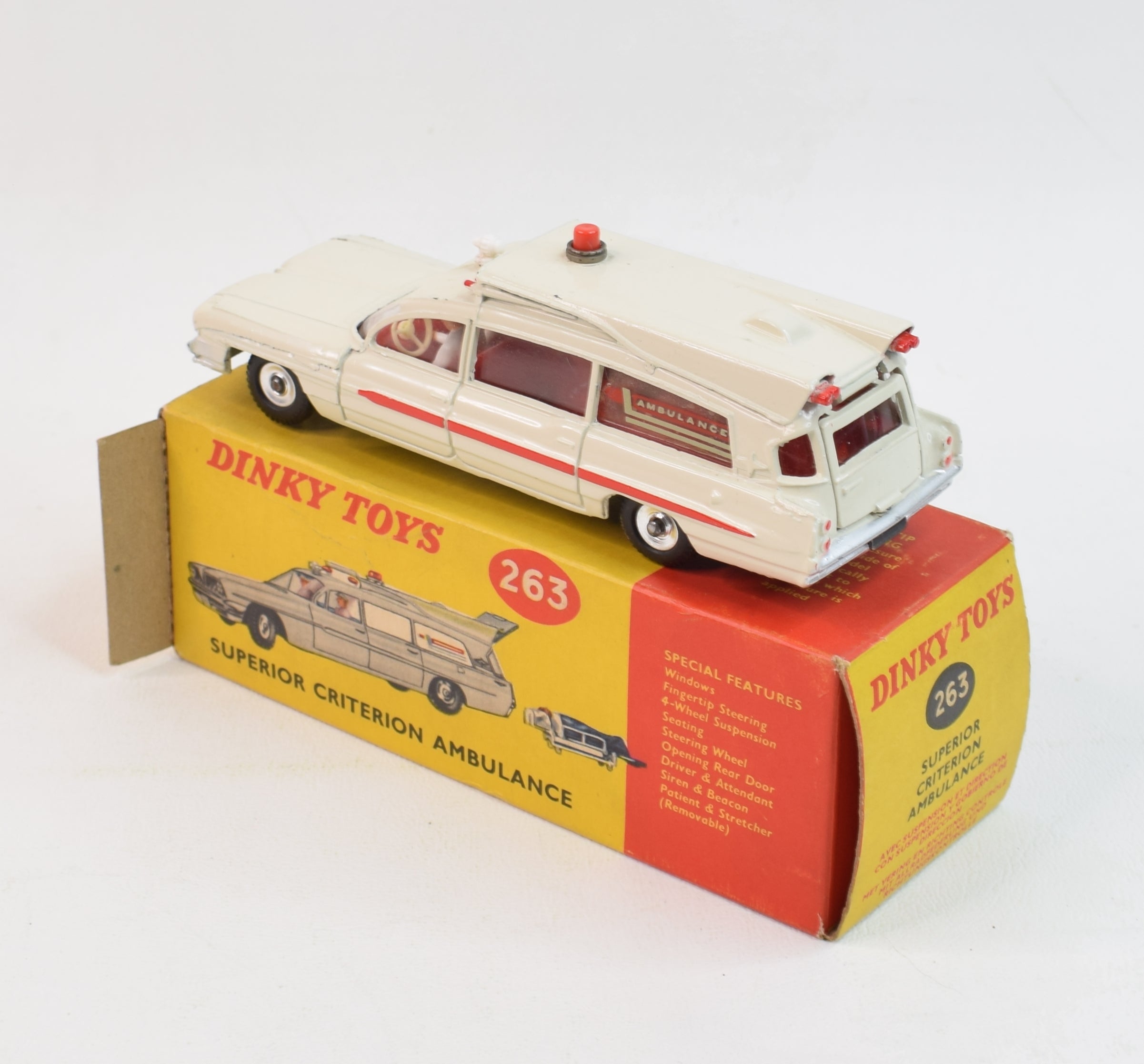 ミニカー Dinky Toys Superior Criterion Ambulance Dinky toys 263 Superior Criterion Ambulance Very Near Mint/Boxed