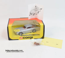 Corgi toys 271 Aston Martin Virtually Mint/Boxed (Unlicensed version)
