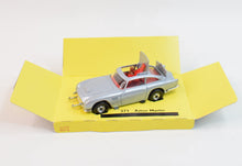 Corgi toys 271 Aston Martin Virtually Mint/Boxed (Unlicensed version)