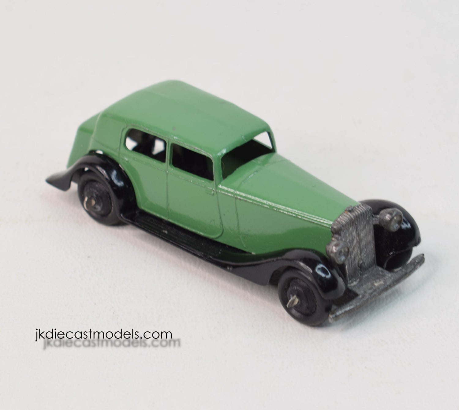 Dinky Toys 30c Daimler  Very Near Mint