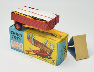 Corgi toys 62 Farm Trailer Virtually Mint/Boxed