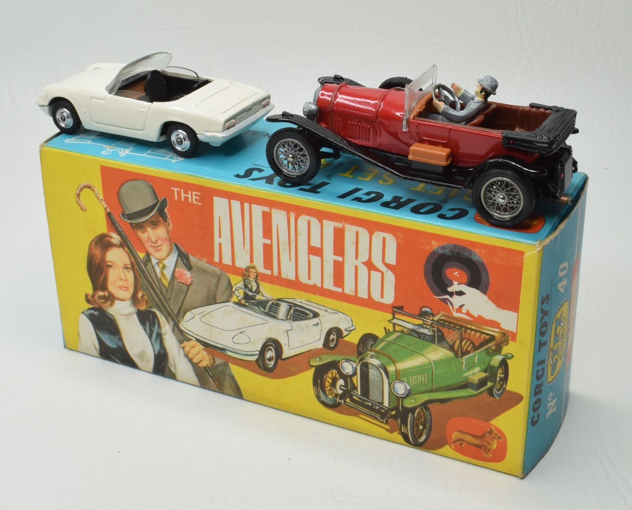 代引可】 Gift Avengers Toys Corgi Set コーギーミニカー 40 ミニカー