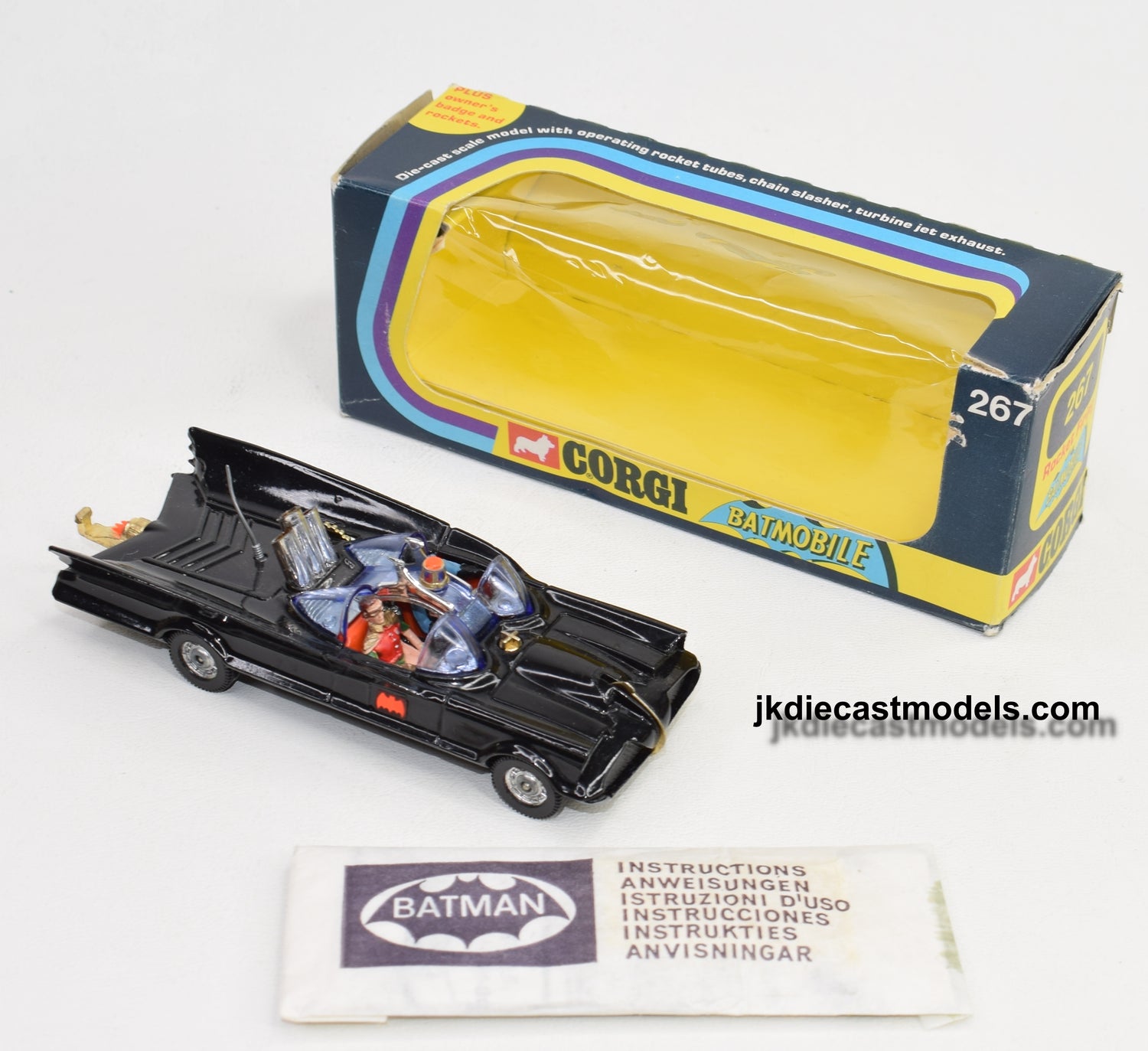 Corgi toys 267 Batmobile Virtually Mint/Boxed (Purple screens)