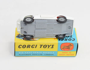 Corgi toys 324 Marcos 1800 Mint/Lovely box