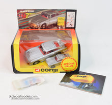 Corgi Toys 1361 James Bond Aston Martin Virtually Mint/Lovely box (Matte Silver)