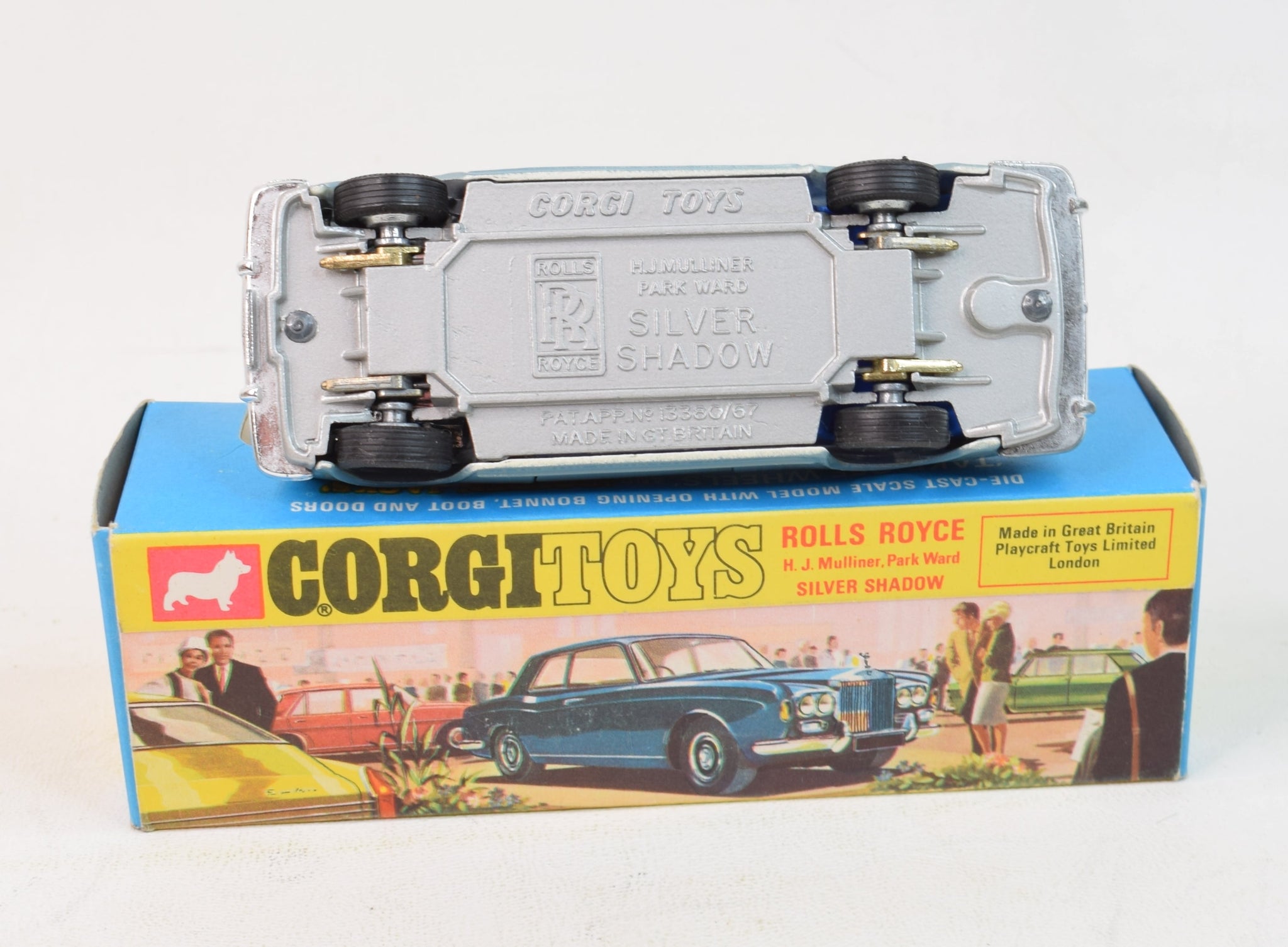 Corgi Toys Rolls Royce ミニカー 1/43 Vintage Corgi Toys Rolls Royce Silver Shadow (Teal Blue