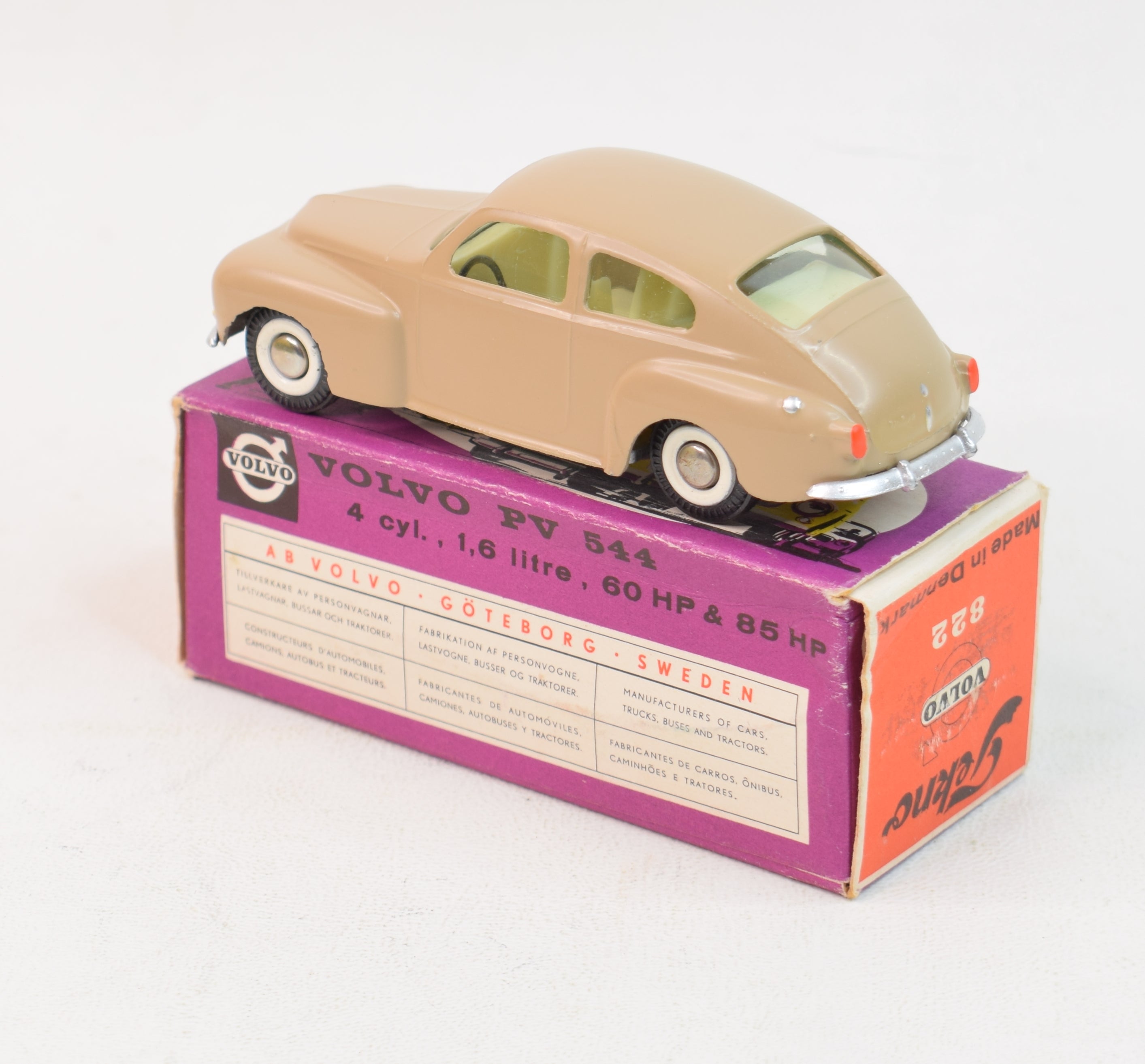 Tekno 822 Volvo PV544 Virtually Mint/Boxed – JK DIE-CAST MODELS