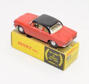 Dinky toys 57/002 Corvair Monza Virtually Mint/Lovely box