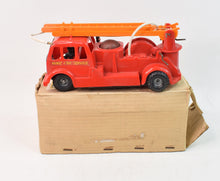 Tri-ang Minic Fire Engine Virtually Mint/Boxed