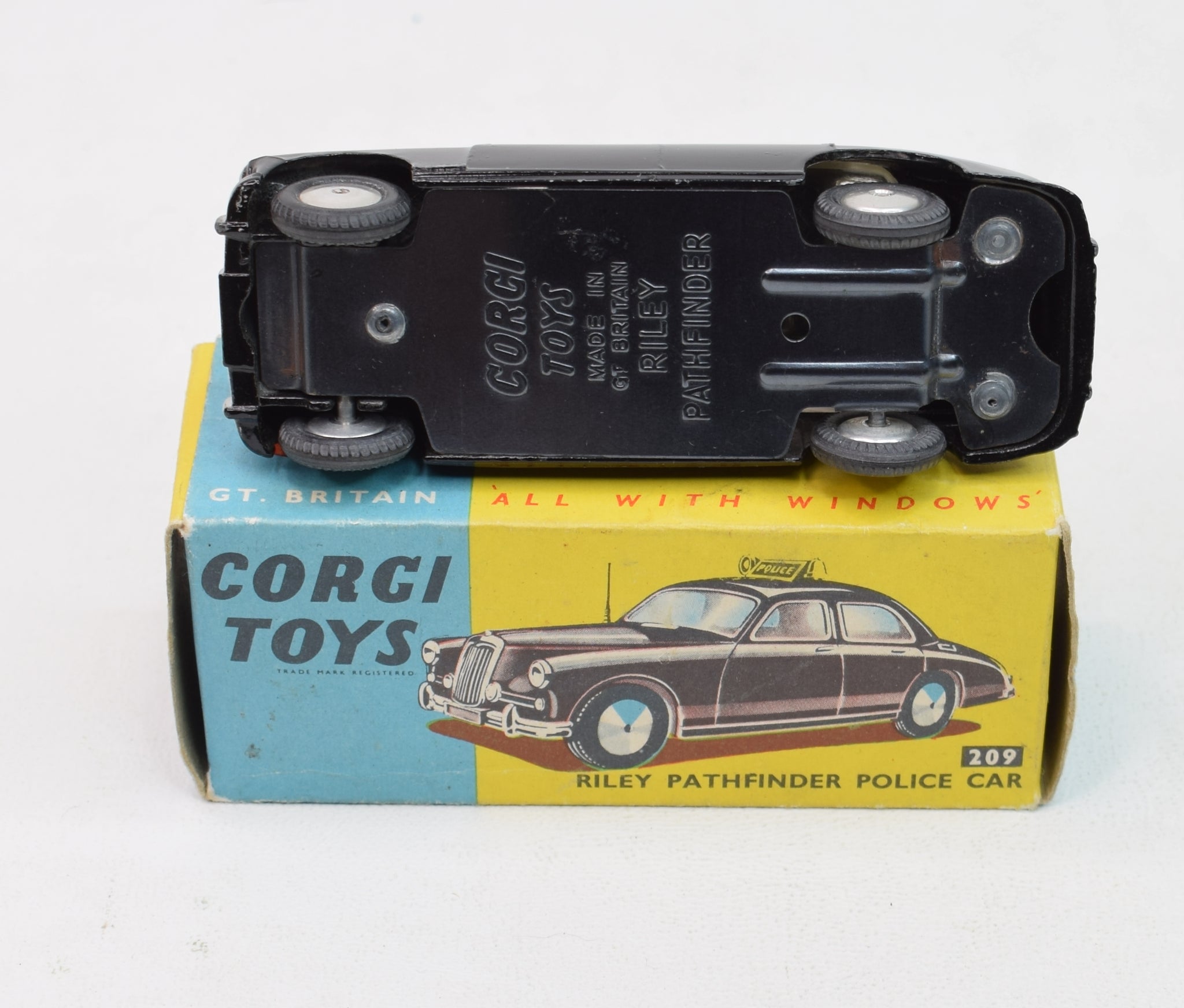 Corgi Toys 209 Riley Pathfinder Police car Virtually Mint/Boxed