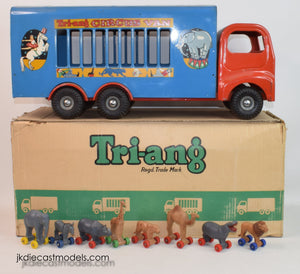 Tri-ang Zoo Wagon with figures Very Near Mint/Boxed 'Harrier' Collection