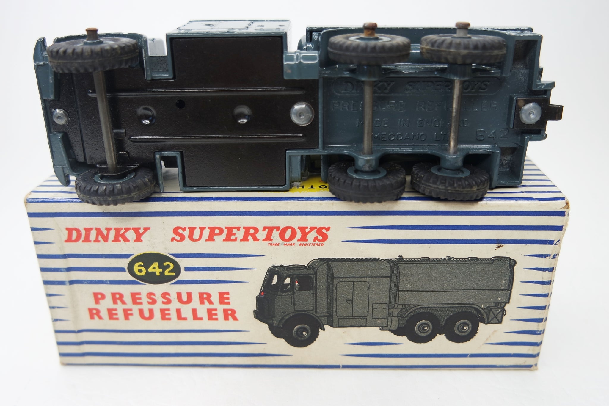 Dinky Toys 642 Pressure Refueller Very Near Mint/Boxed – JK DIE-CAST MODELS