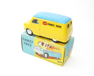 Corgi Toys 422 Bedford Van 'Corgi Toys' Very Near Mint /Boxed