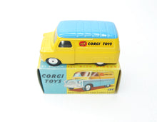 Corgi Toys 422 Bedford Van 'Corgi Toys' Very Near Mint /Boxed