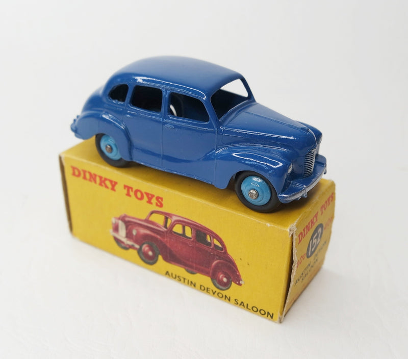 オールドディンキートイズ　Austin Devon ミニカー Dinky 152, Austin A40 Devon - Free Price Guide & Review