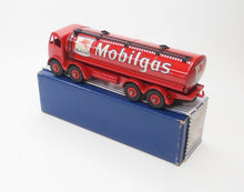 Dinky Toys 941 'Mobilgas' Virtually Mint/boxed.