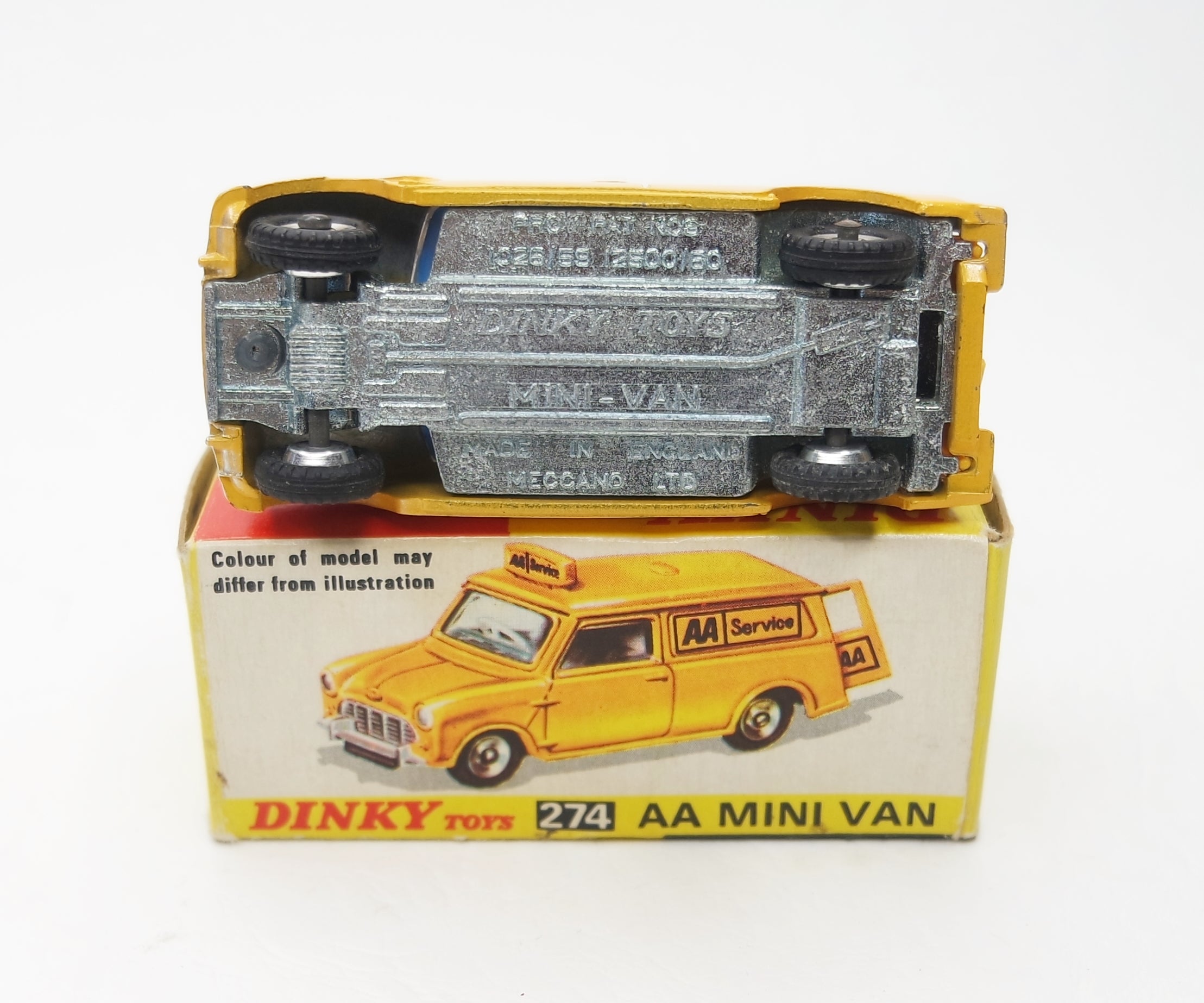 Dinky Toys 274 A.A Minivan Virtually Mint/Boxed (C.C) – JK DIE 