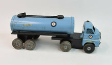 Tri-ang Bedford RAF Aircraft Refueler Near Mint